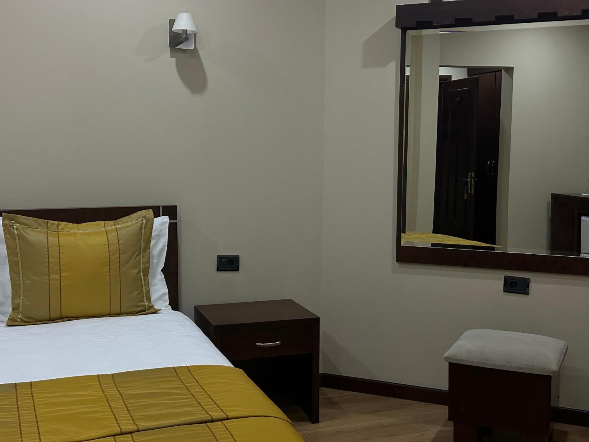 Hotel Rritja E Koranit Tushemisht Zewnętrze zdjęcie