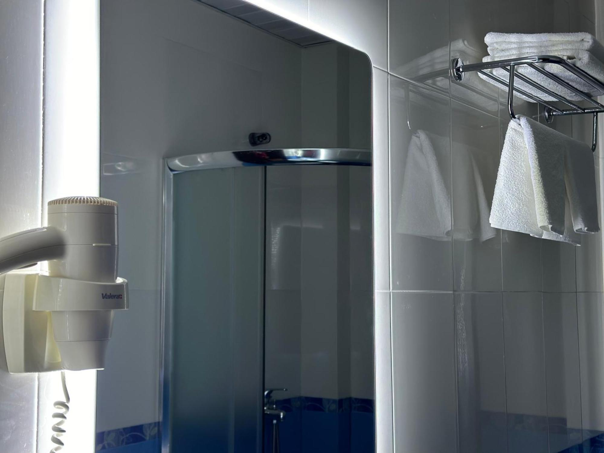 Hotel Rritja E Koranit Tushemisht Zewnętrze zdjęcie